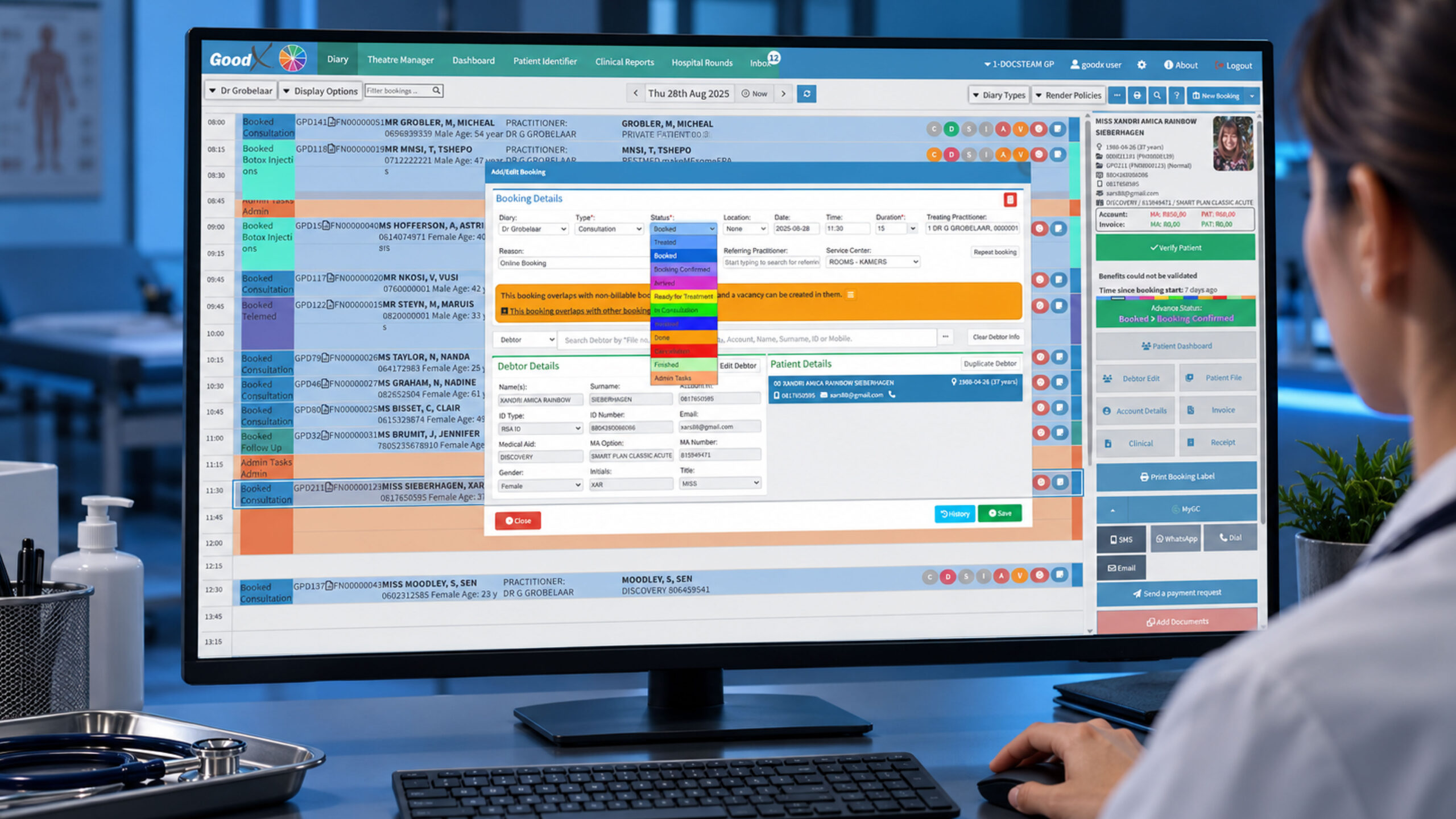 healthcare-scheduling-software-features Healthcare scheduling software showing a medical appointment calendar